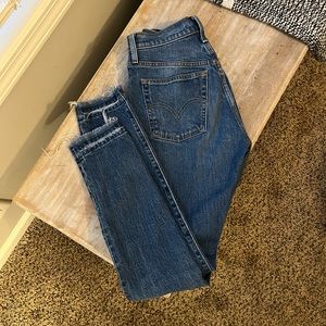 Levi’s 501 High Rise Skinny Jean